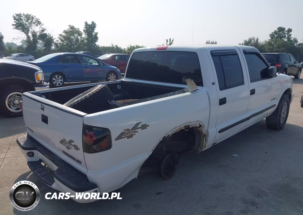 2003 Chevrolet S-10 Ls VIN:1GCDT13X73K137551 - 4