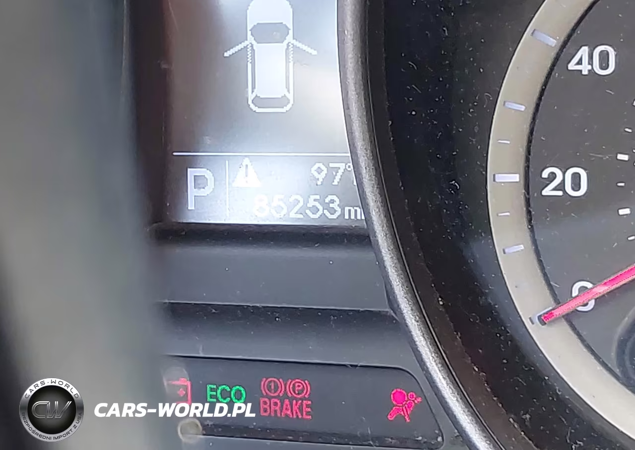 2014 Hyundai Santa Fe Sport 2.4L VIN:5XYZU3LB2EG125643 - 16
