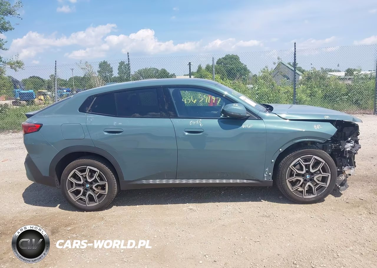 2025 BMW X2 xDrive28I VIN:WBX63GM08S5338761 - 13