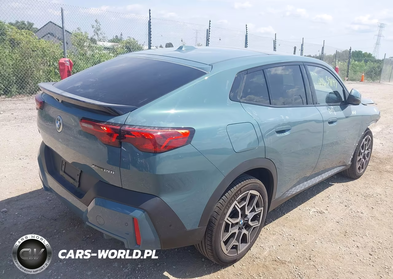 2025 BMW X2 xDrive28I VIN:WBX63GM08S5338761 - 4