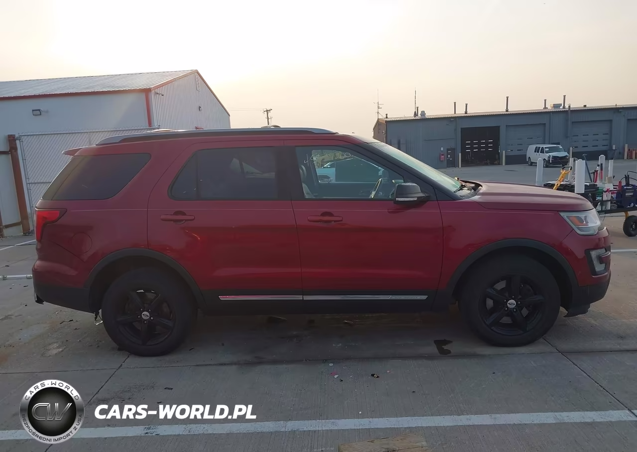2017 Ford Explorer Xlt VIN:1FM5K8D80HGD18262 - 13