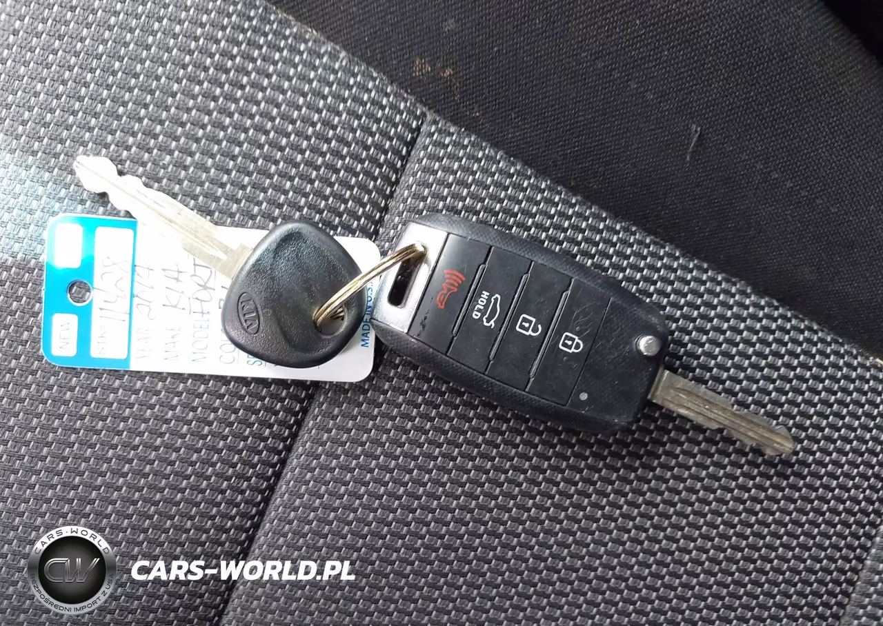 2017 Kia Forte Lx VIN:3KPFL4A7XHE015662 - 11