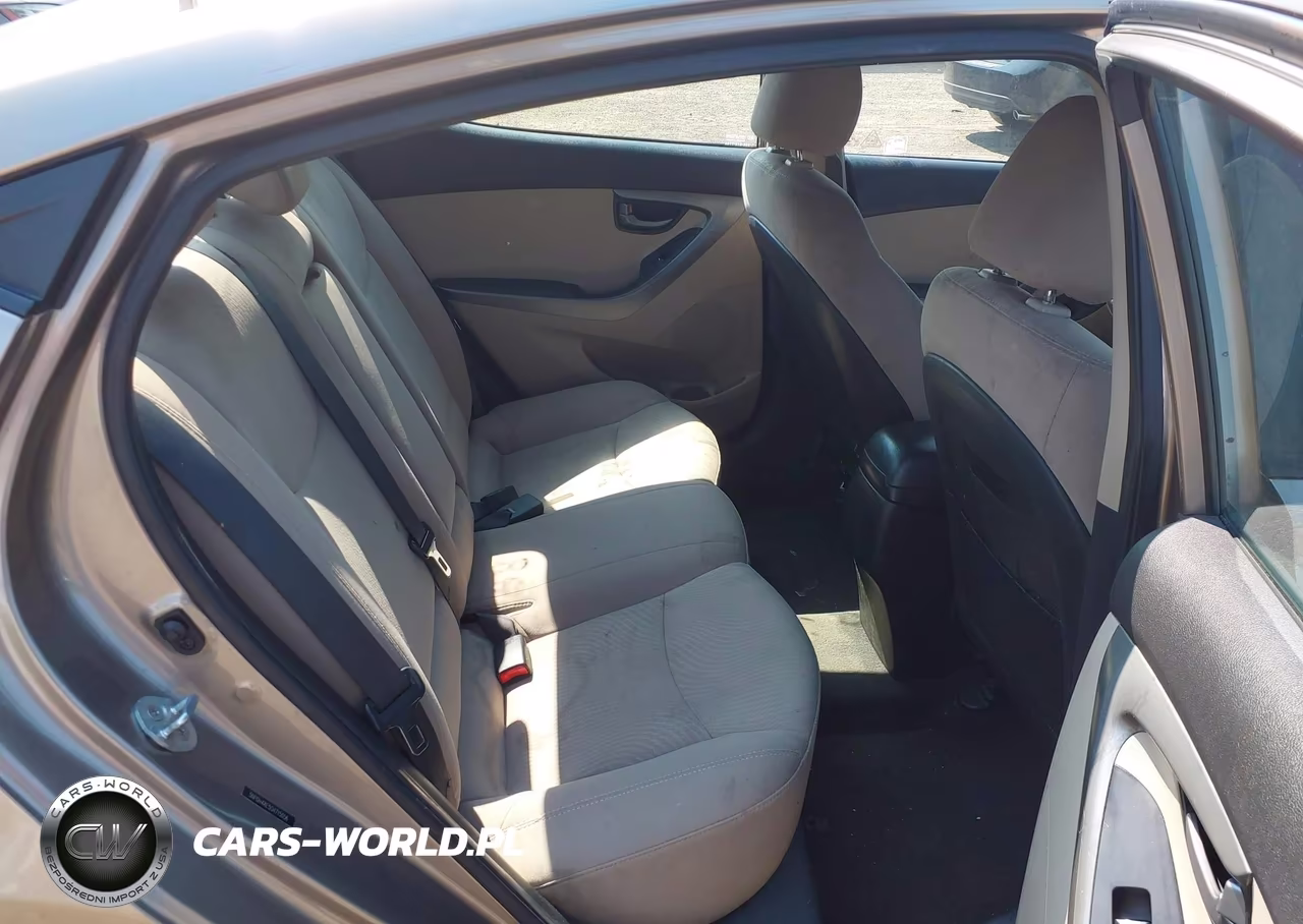 2016 Hyundai Elantra Se VIN:5NPDH4AE5GH715056 - 8