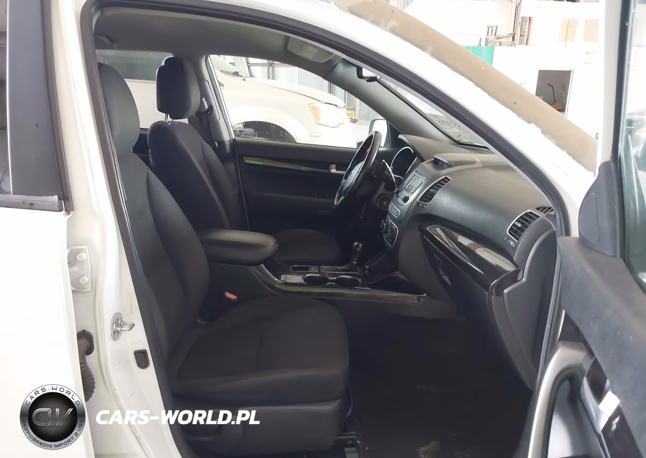 2015 Kia Sorento Lx VIN:5XYKTCA62FG559623 - 5