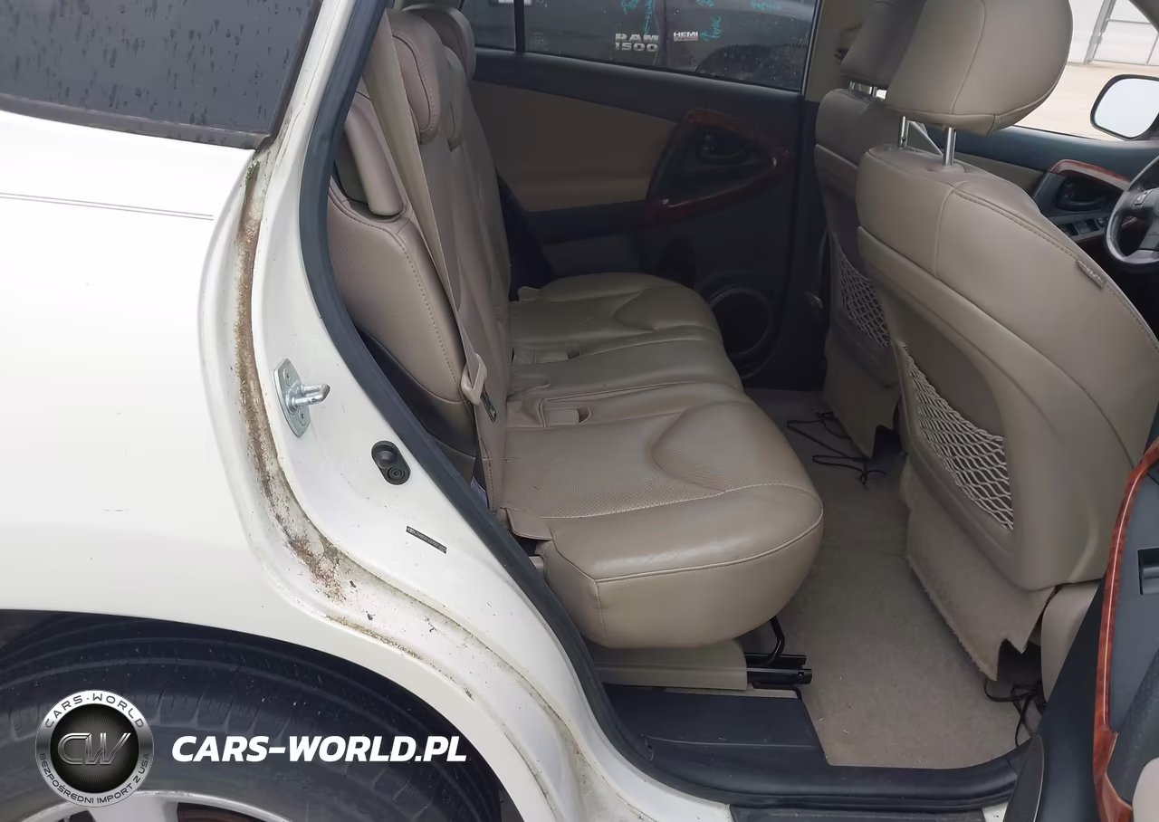 2007 Toyota Rav4 Limited VIN:JTMZK31V375014372 - 8