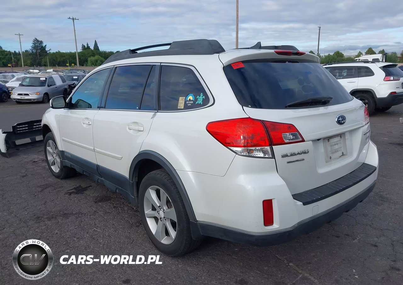 2014 Subaru Outback 2.5I Premium VIN:4S4BRBDCXE3239815 - 3