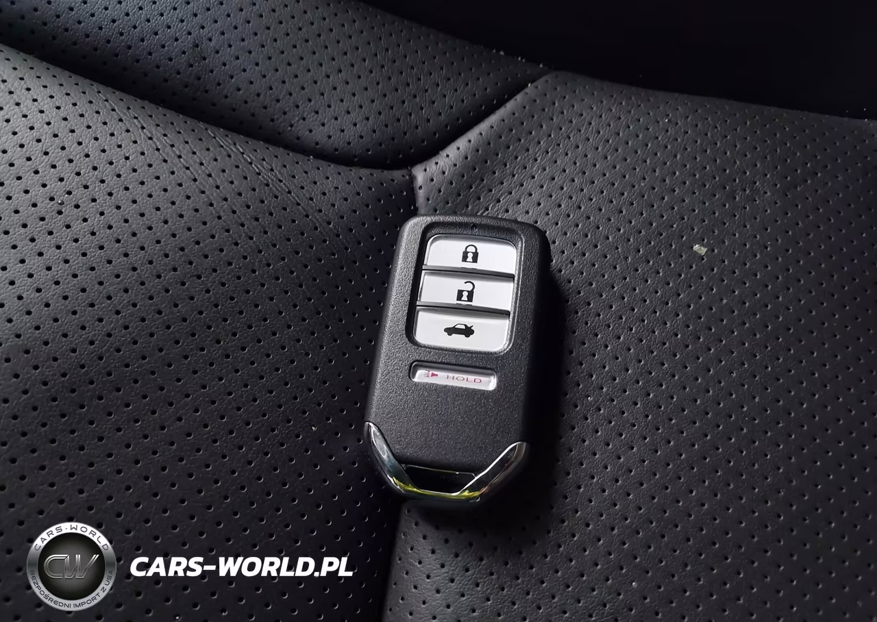 2024 Honda Accord Hybrid Touring VIN:1HGCY2F85RA078586 - 11
