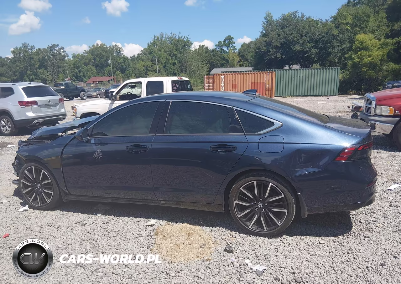 2024 Honda Accord Hybrid Touring VIN:1HGCY2F85RA078586 - 15