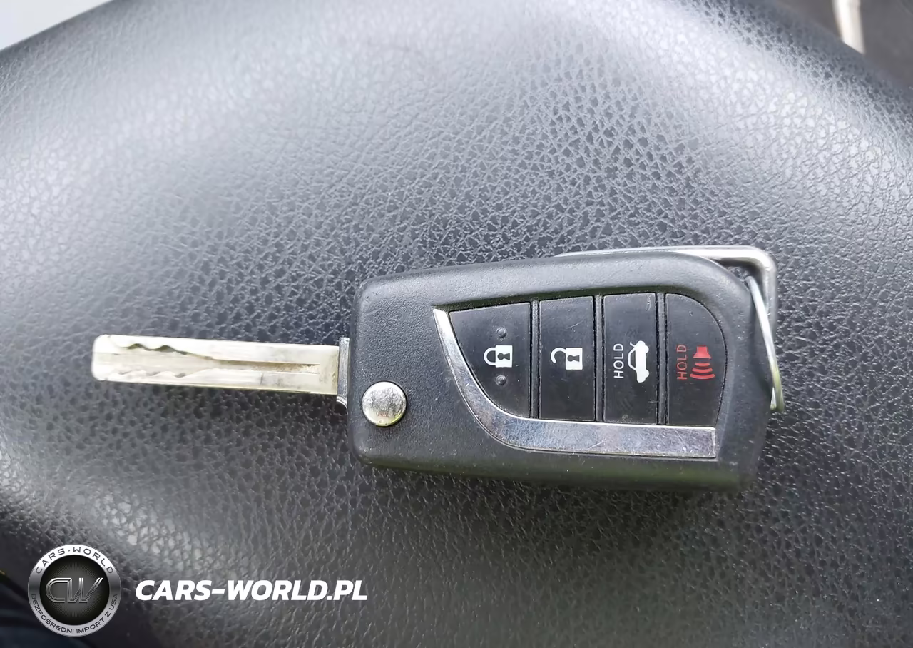 2019 Toyota Camry Le VIN:4T1B11HK9KU238809 - 11