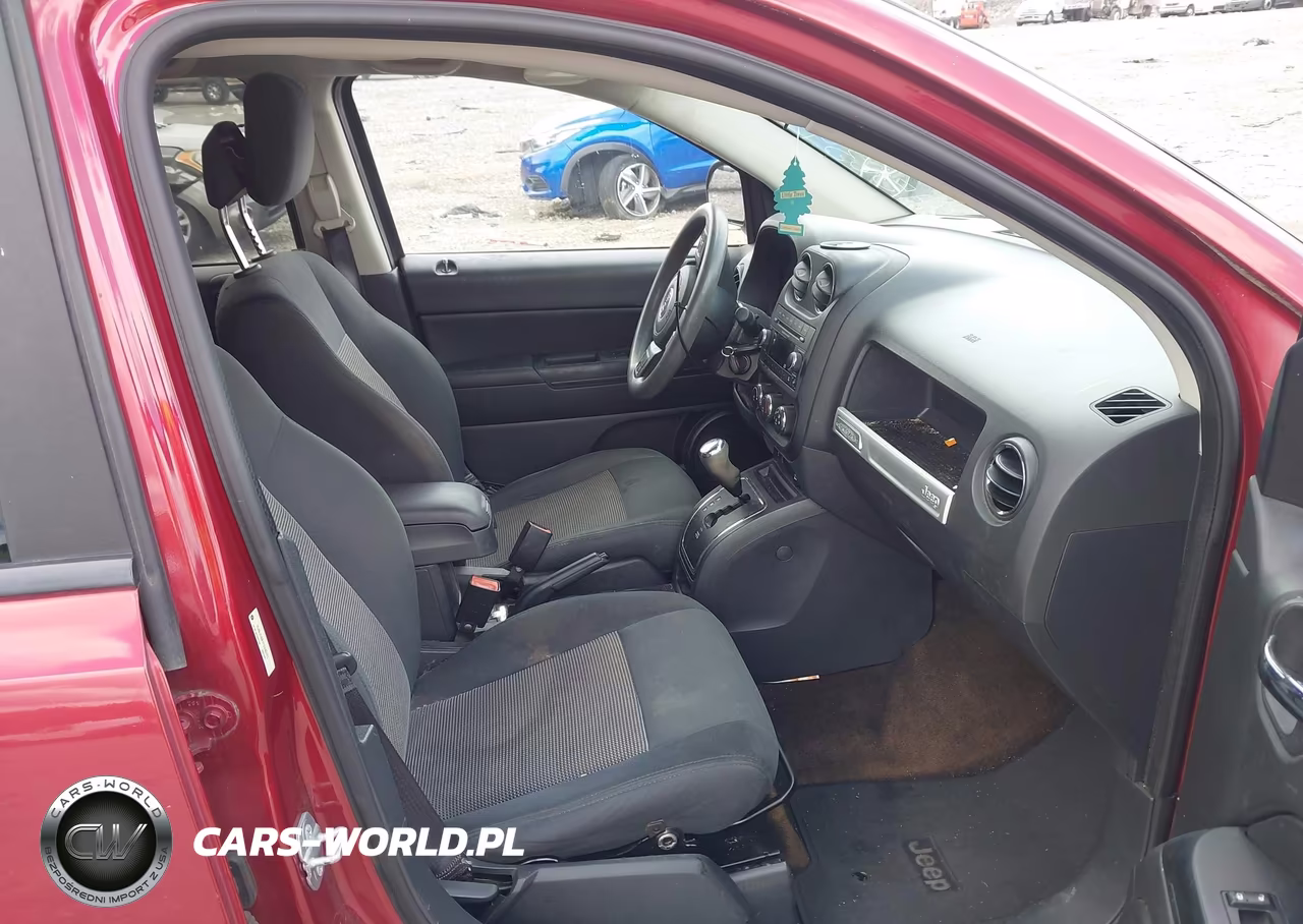 2015 Jeep Compass Sport VIN:1C4NJDBB1FD240121 - 5