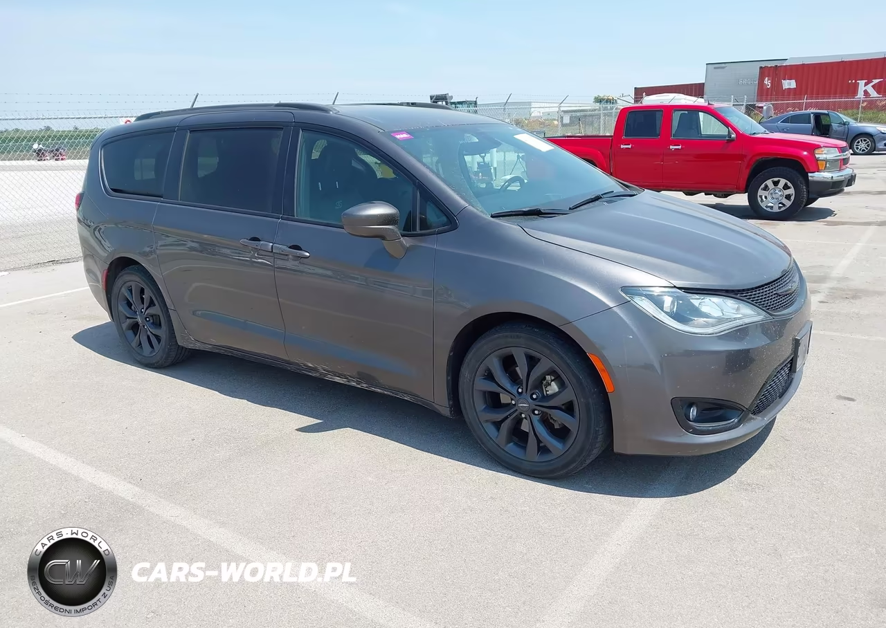 2020 Chrysler Pacifica Touring L Plus – zdjęcie 1 z 16
