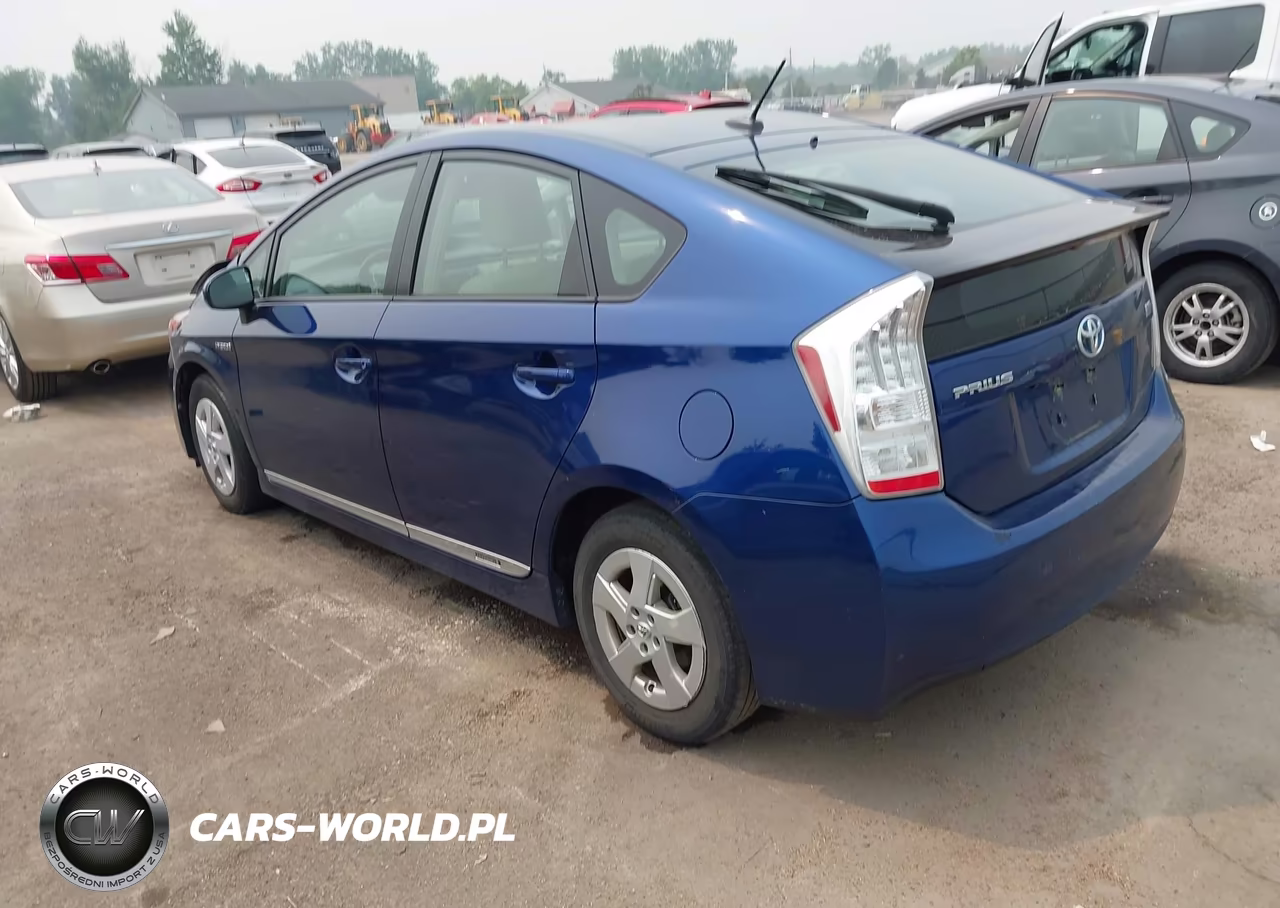 2011 Toyota Prius VIN:JTDKN3DUXB0303637 - 3