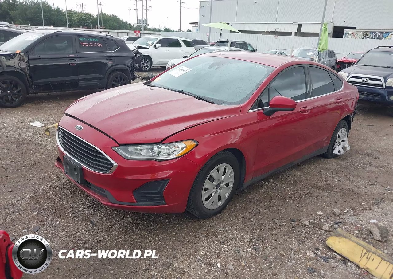 2020 Ford Fusion S VIN:3FA6P0G77LR111681 - 2