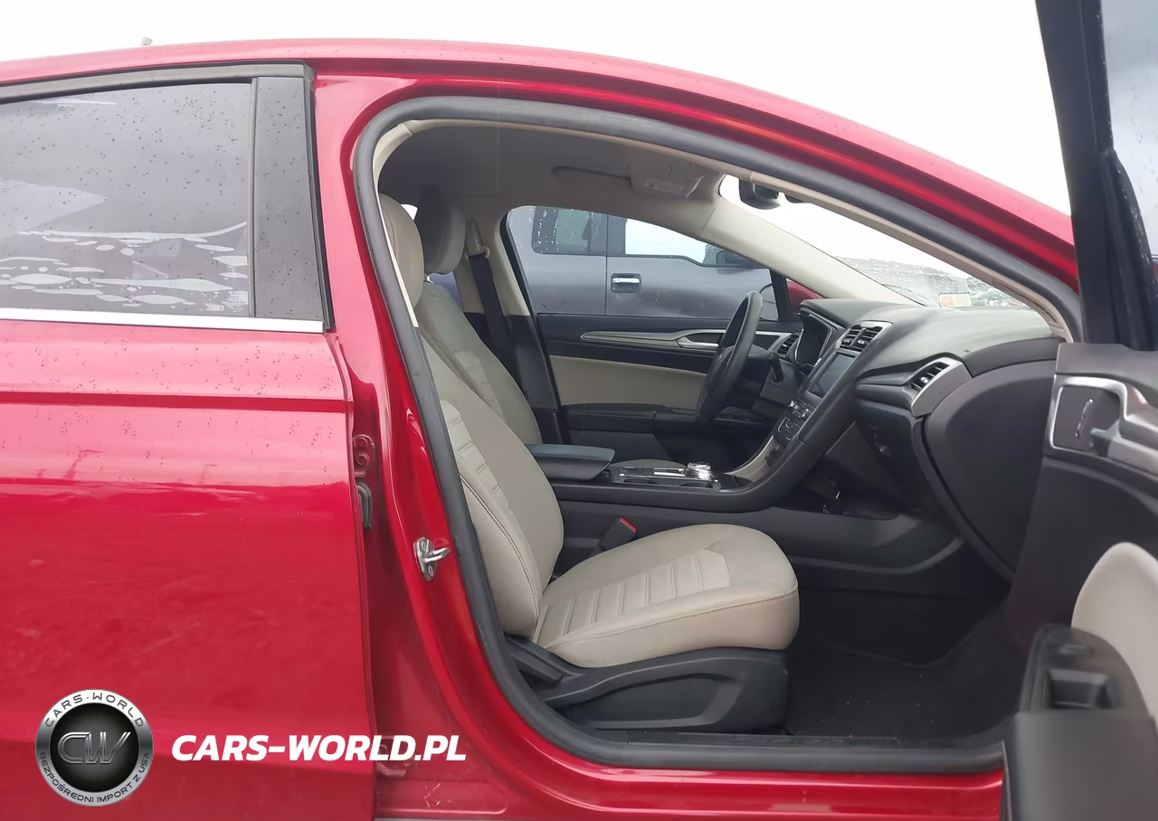 2020 Ford Fusion S VIN:3FA6P0G77LR111681 - 5