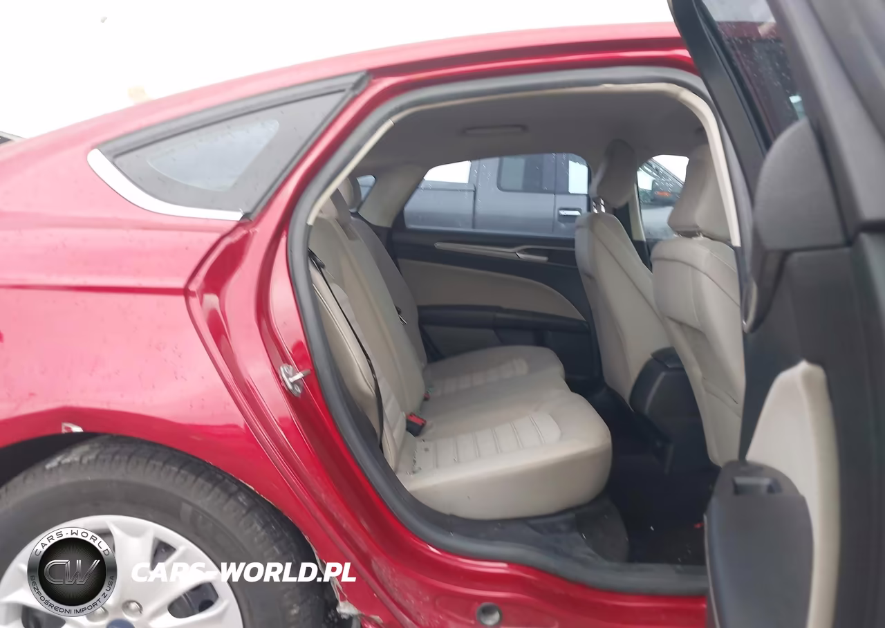 2020 Ford Fusion S VIN:3FA6P0G77LR111681 - 8