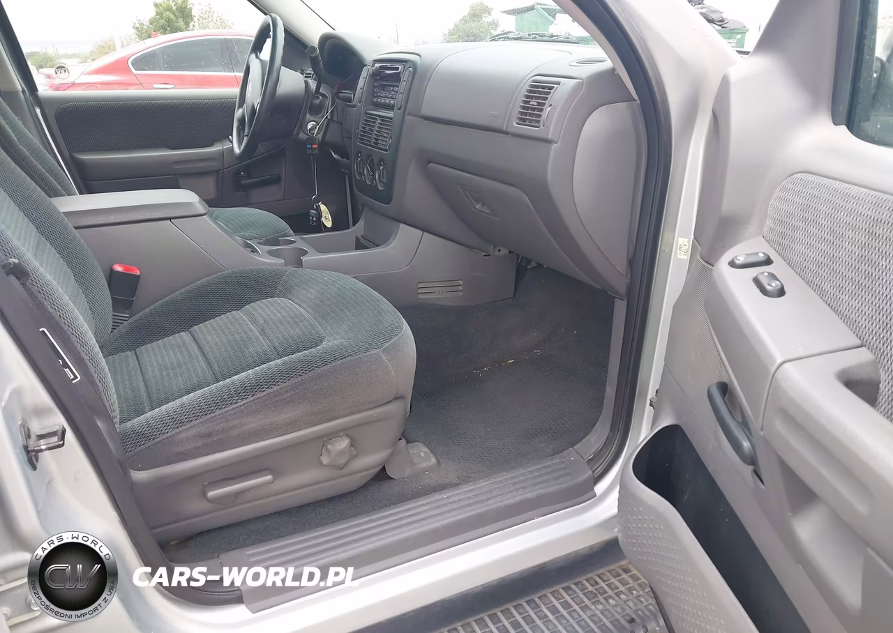 2002 Ford Explorer Xlt VIN:1FMDU73E12UA58387 - 5