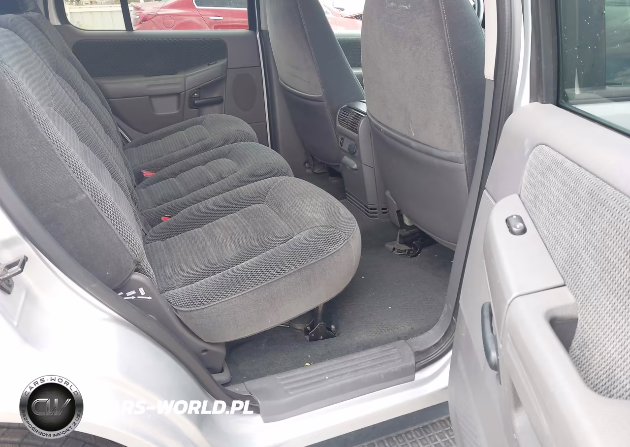 2002 Ford Explorer Xlt VIN:1FMDU73E12UA58387 - 8