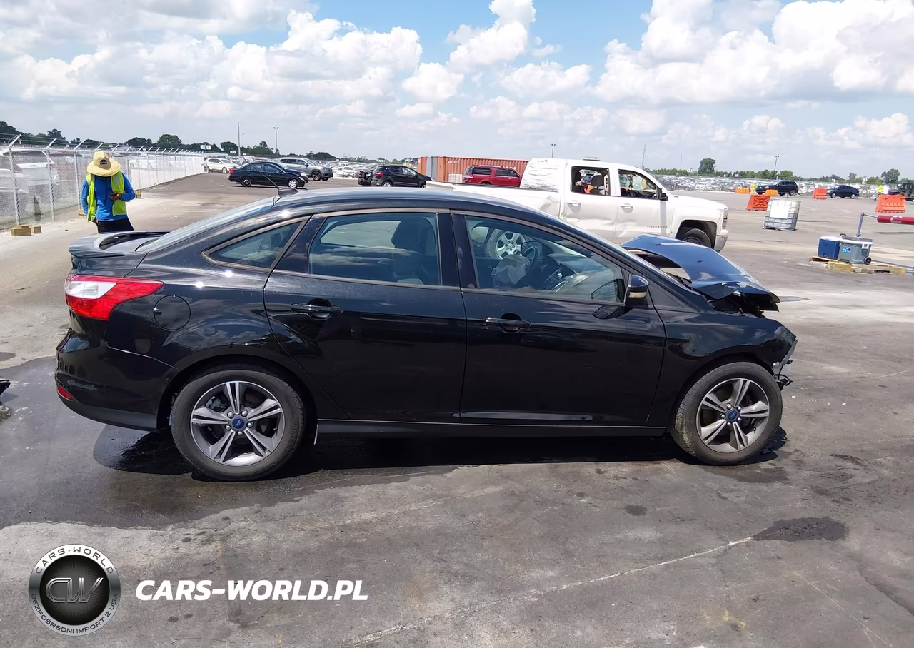 2014 Ford Focus Se VIN:1FADP3F2XEL381570 - 14