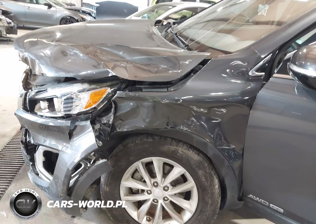 2017 Kia Sorento 3.3L Lx VIN:5XYPGDA54HG325588 - 6
