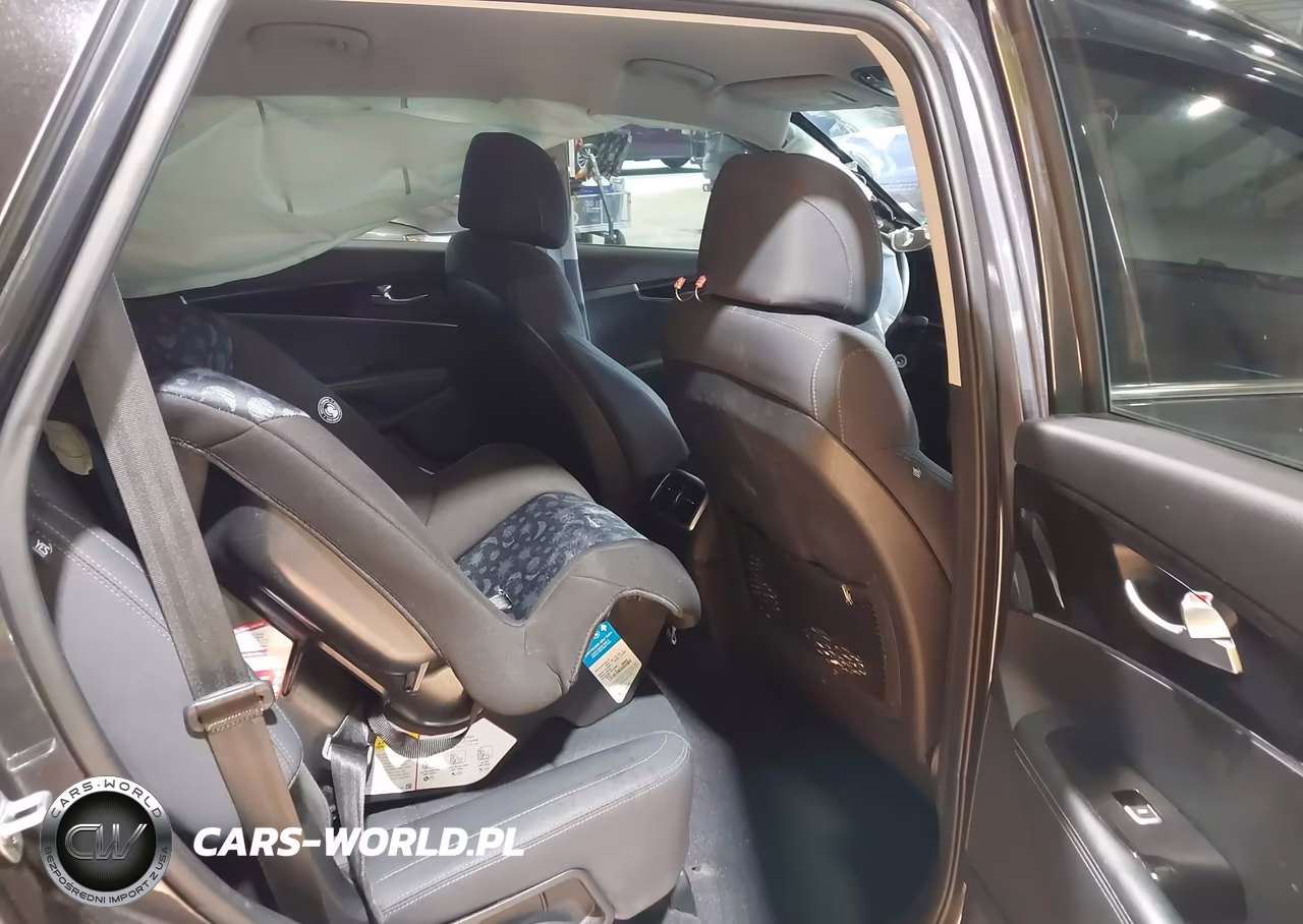2017 Kia Sorento 3.3L Lx VIN:5XYPGDA54HG325588 - 8