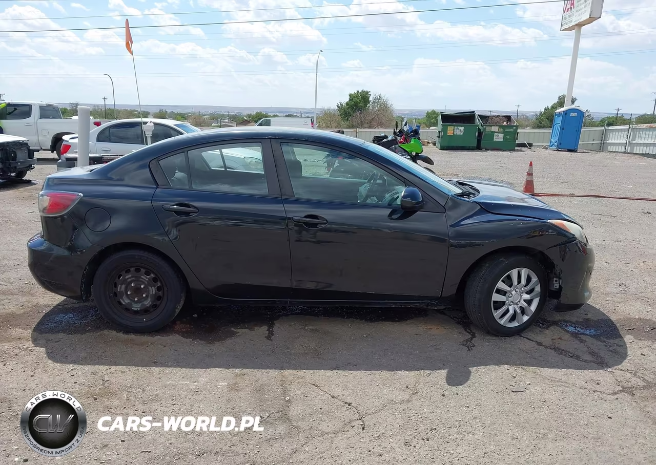 2012 Mazda Mazda3 I Sport VIN:JM1BL1UG7C1590497 - 13