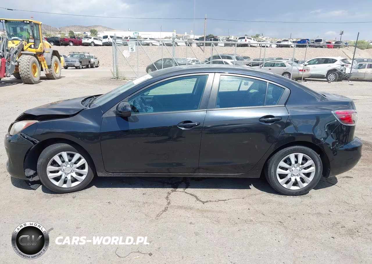 2012 Mazda Mazda3 I Sport VIN:JM1BL1UG7C1590497 - 14