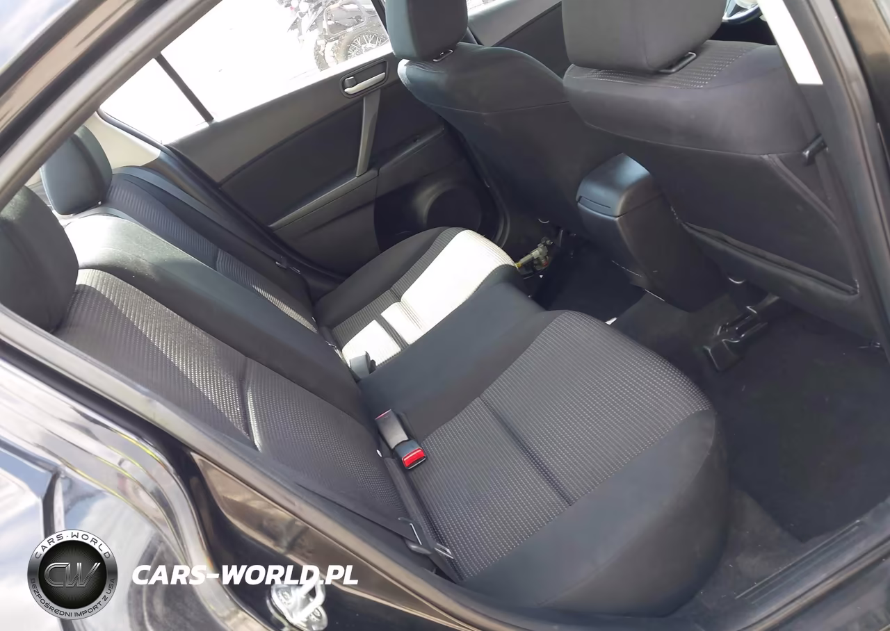2012 Mazda Mazda3 I Sport VIN:JM1BL1UG7C1590497 - 8