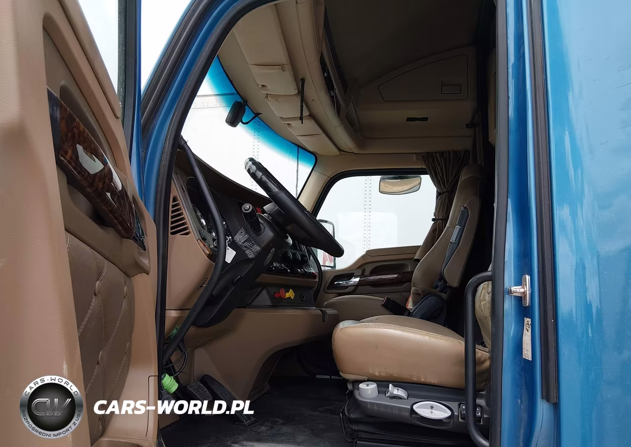 2019 Kenworth T680 VIN:1XKYDP9X7KJ249736 - 7