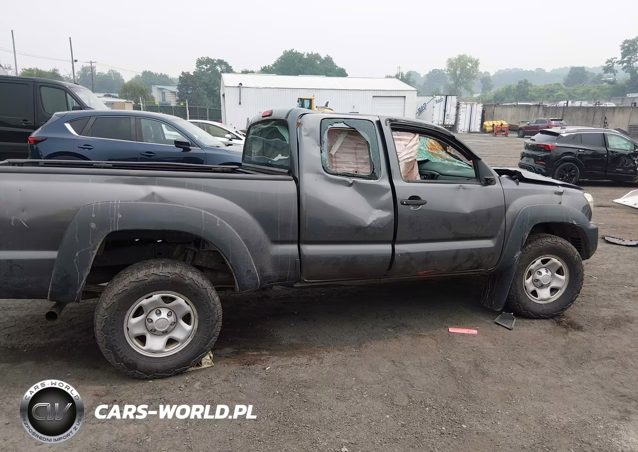 2015 Toyota Tacoma VIN:5TFUX4EN1FX039446 - 13