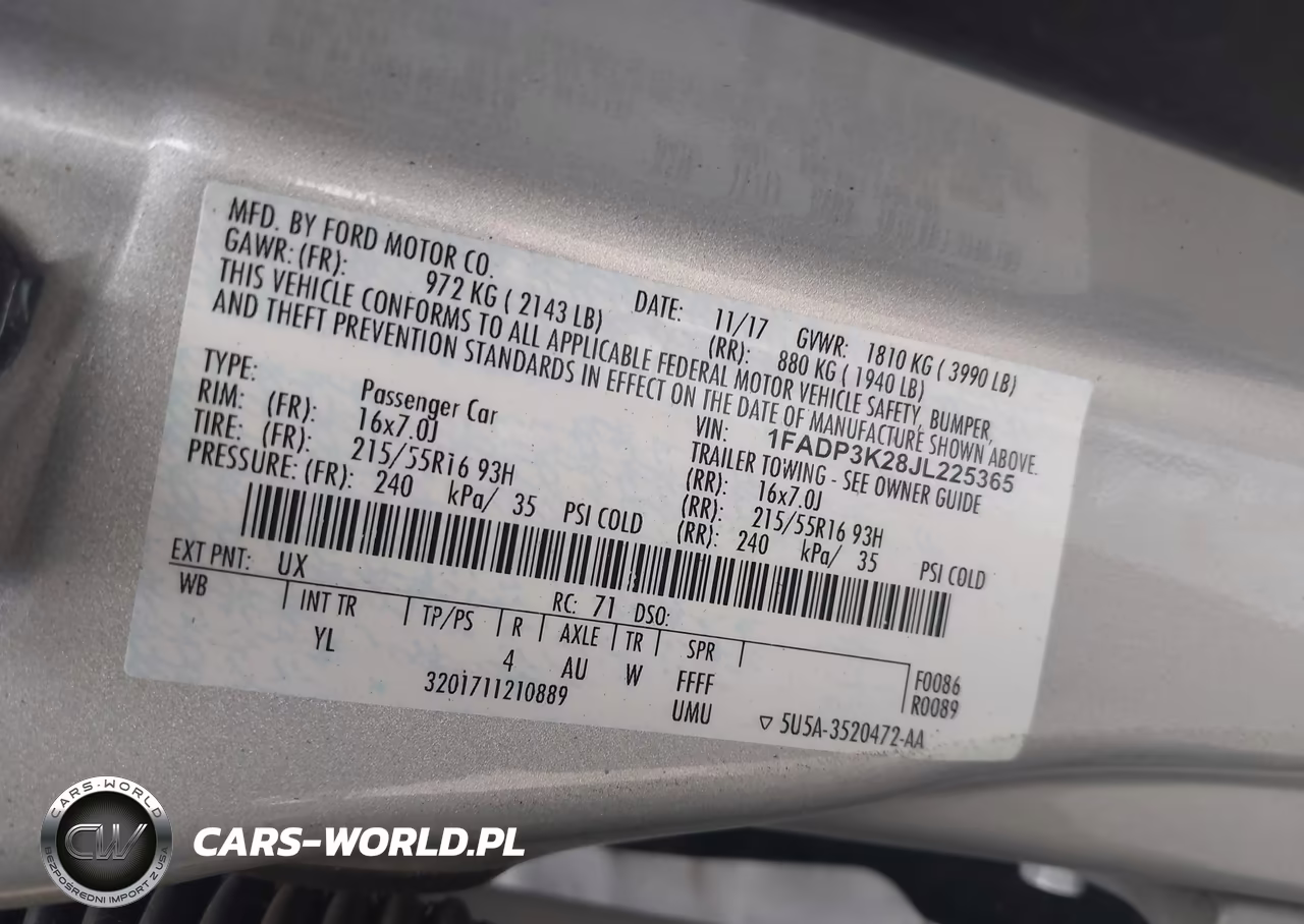 2018 Ford Focus Se VIN:1FADP3K28JL225365 - 9