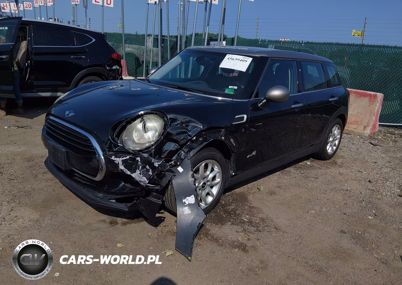 2017 Mini Clubman Cooper VIN:WMWLU1C58H2C41755 - 2