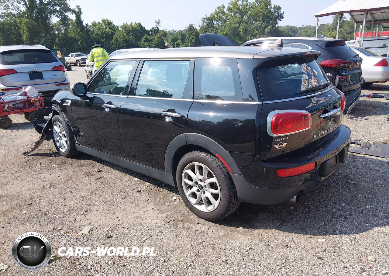 2017 Mini Clubman Cooper VIN:WMWLU1C58H2C41755 - 3
