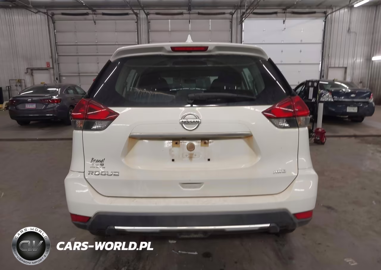 2018 Nissan Rogue S VIN:KNMAT2MV8JP570513 - 16