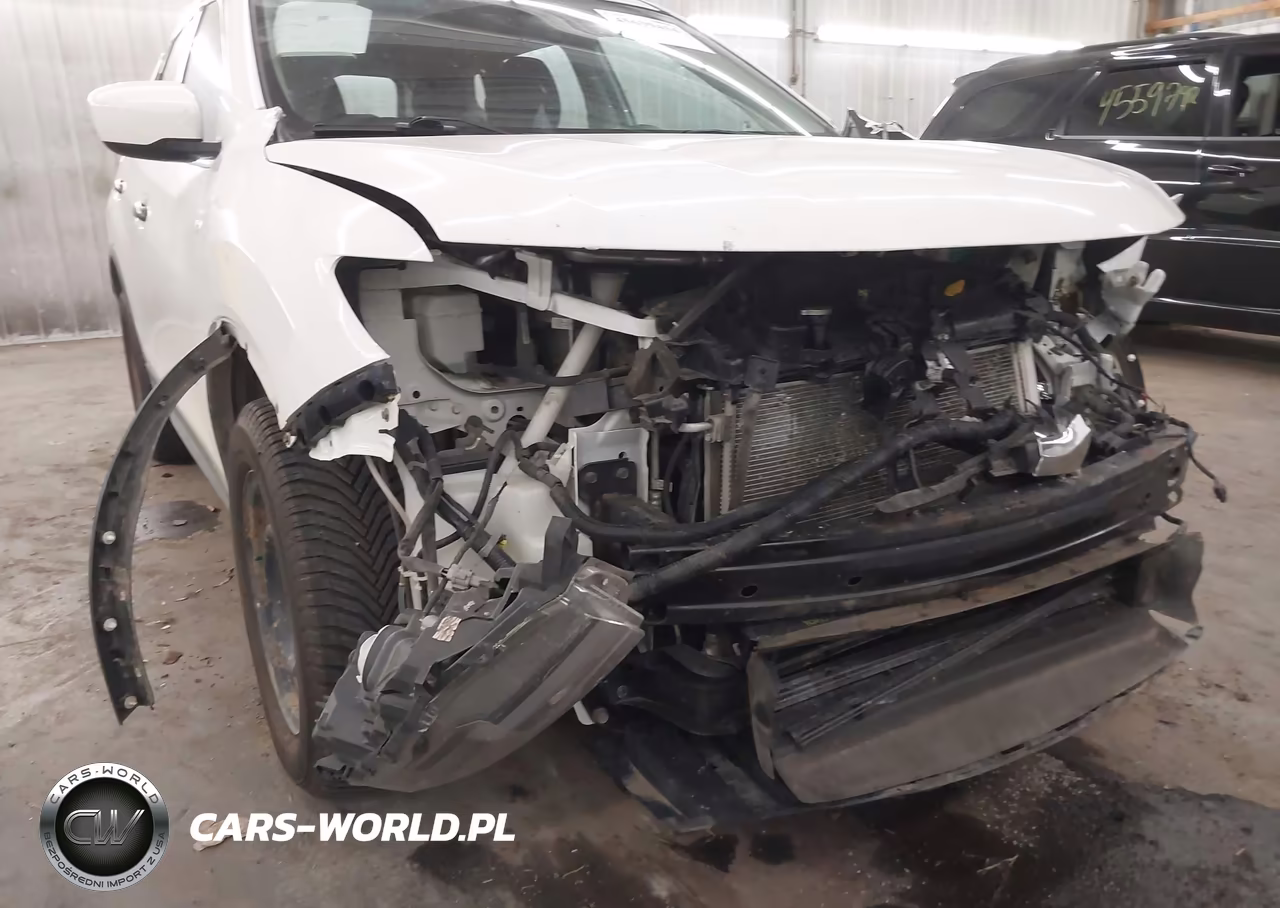 2018 Nissan Rogue S VIN:KNMAT2MV8JP570513 - 17