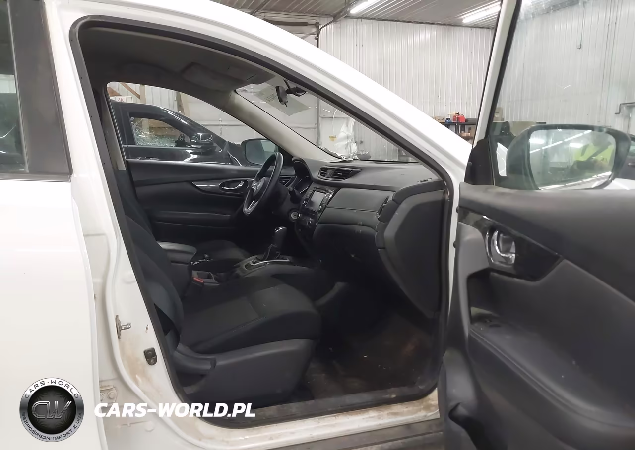 2018 Nissan Rogue S VIN:KNMAT2MV8JP570513 - 5