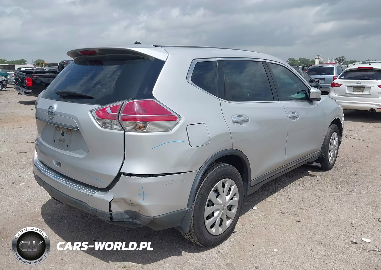 2015 Nissan Rogue S VIN:5N1AT2MT6FC788152 - 4