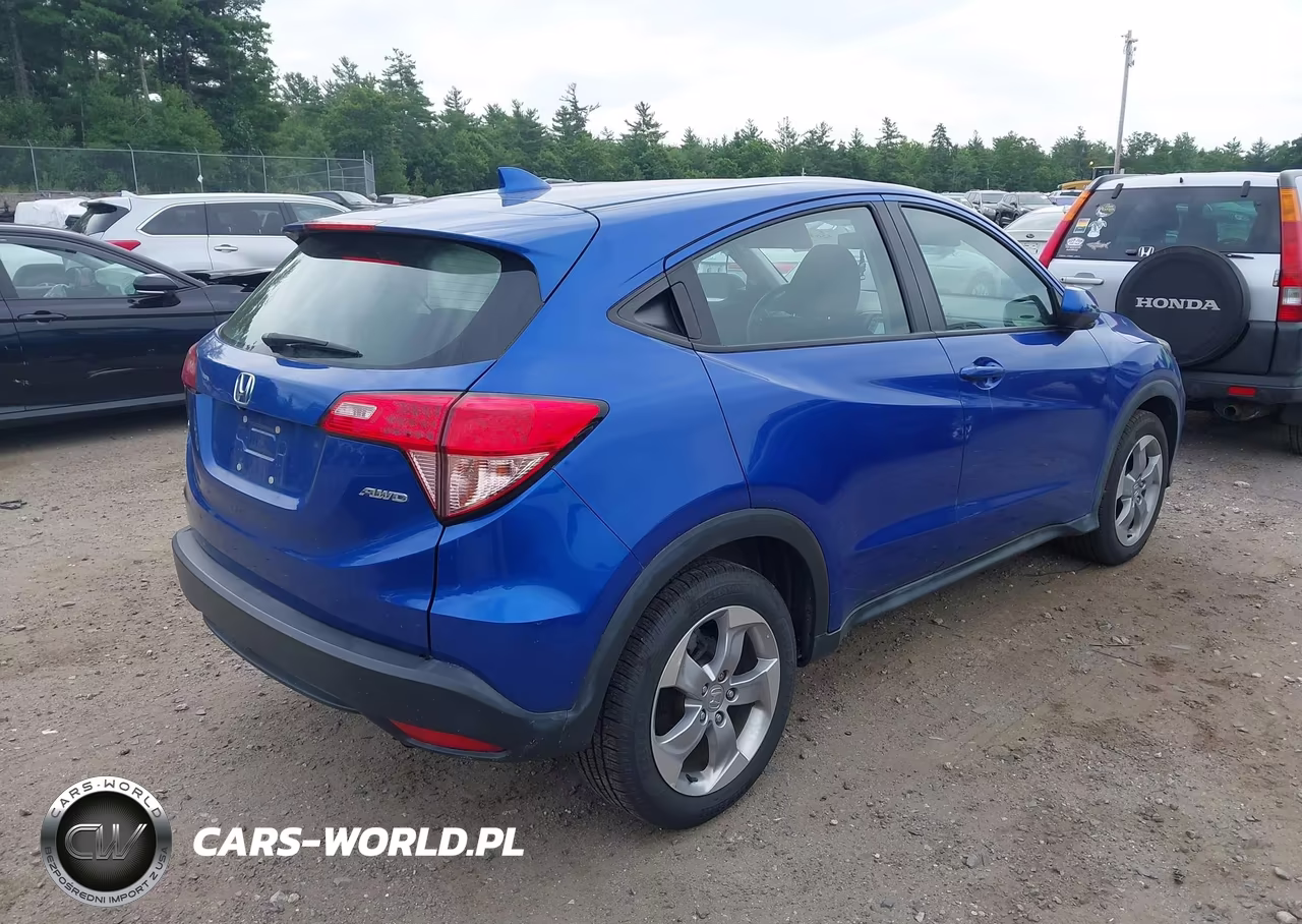2018 Honda Hr-V Lx VIN:3CZRU6H32JM717375 - 4