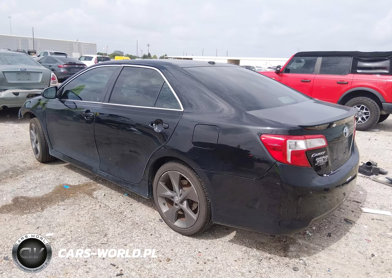 2012 Toyota Camry Se Limited Edition VIN:4T1BF1FK8CU169651 - 3