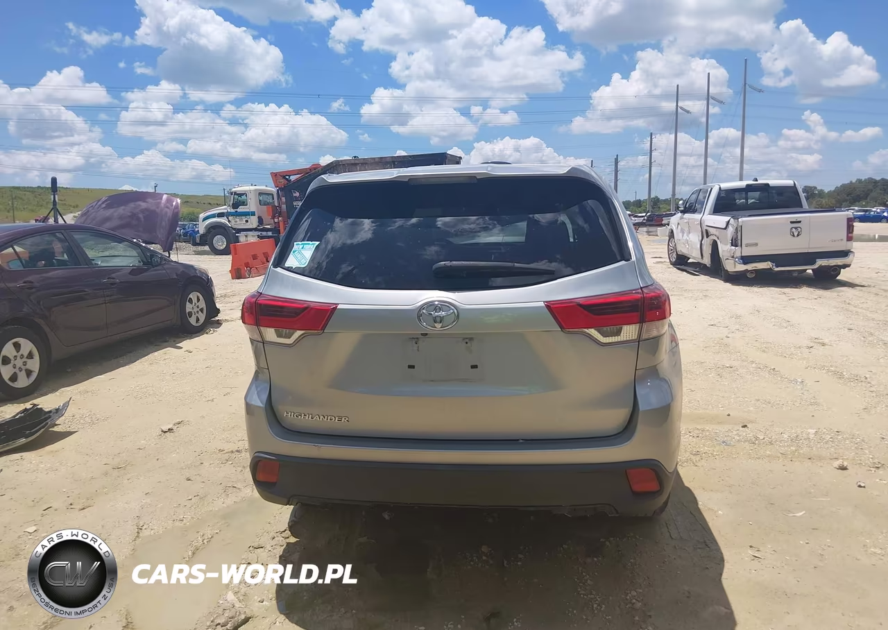 2019 Toyota Highlander Le VIN:5TDZARFH8KS061540 - 16