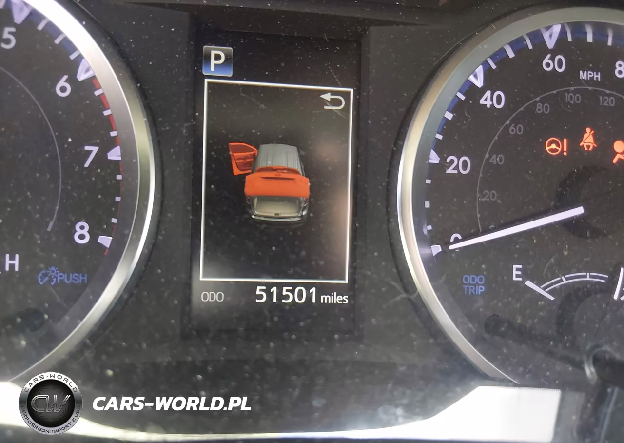 2019 Toyota Highlander Le VIN:5TDZARFH8KS061540 - 7
