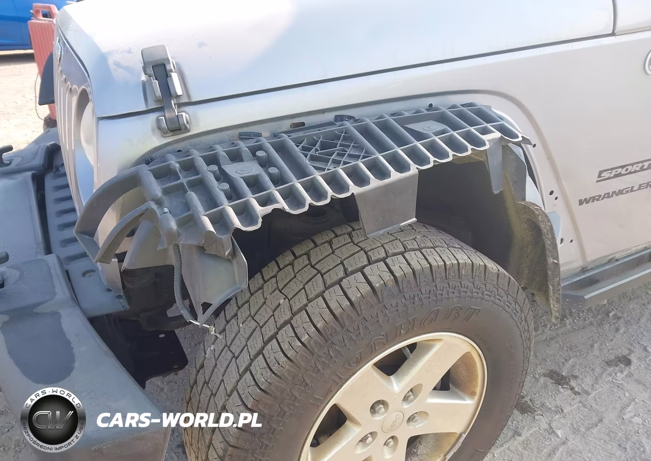 2013 Jeep Wrangler Sport VIN:1C4AJWAG5DL589891 - 6