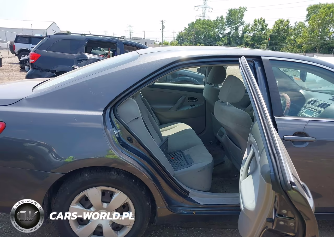 2007 Toyota Camry Le VIN:4T1BE46K17U114579 - 8