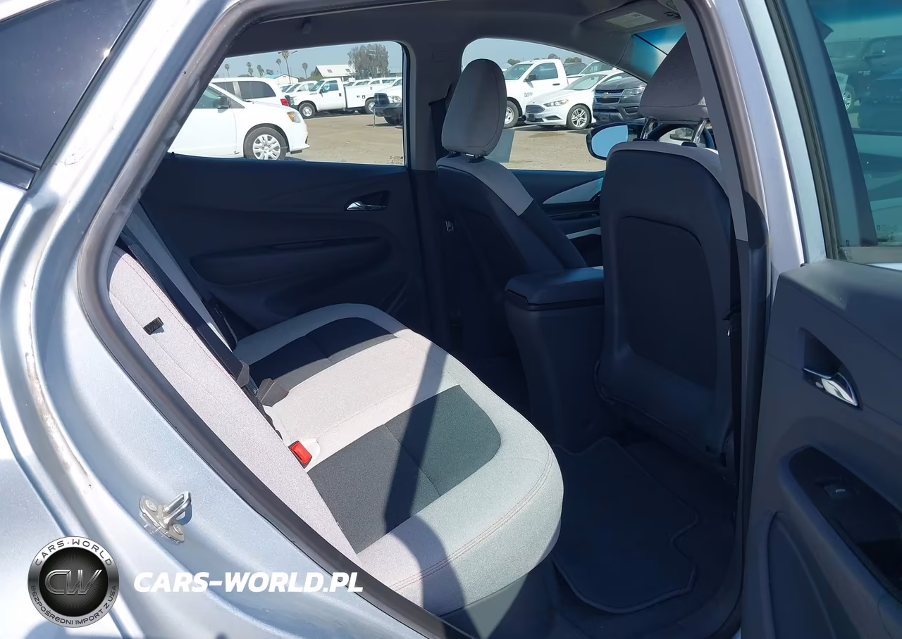 2018 Chevrolet Bolt Ev Lt VIN:1G1FW6S00J4131618 - 8