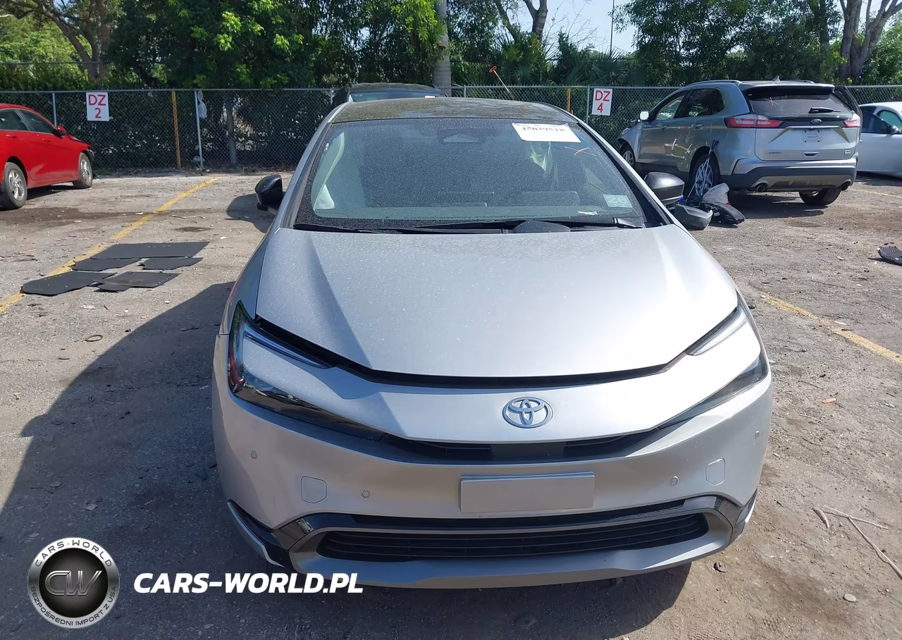 2024 Toyota Prius Xle VIN:JTDACAAU3R3019012 - 12
