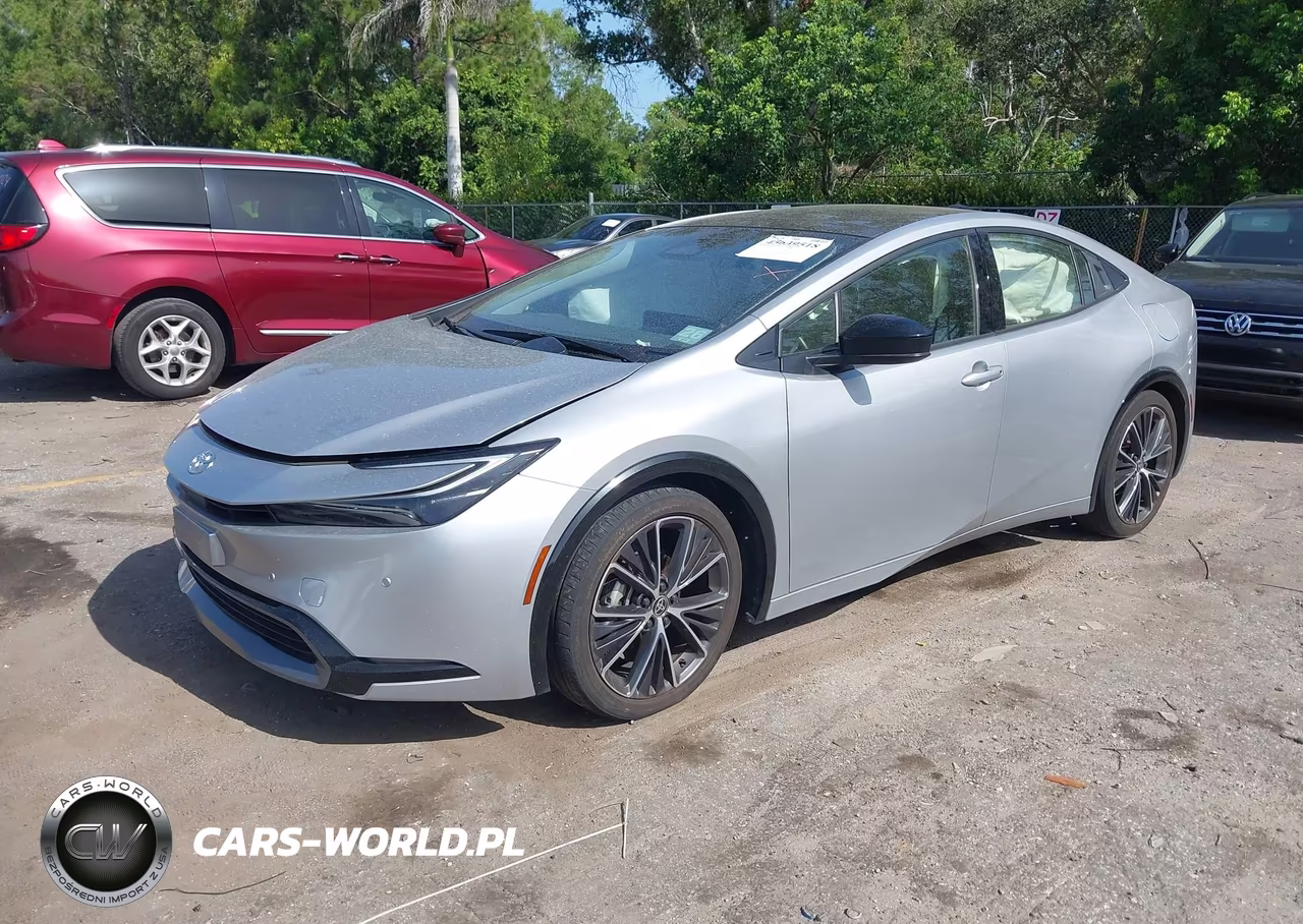 2024 Toyota Prius Xle VIN:JTDACAAU3R3019012 - 2