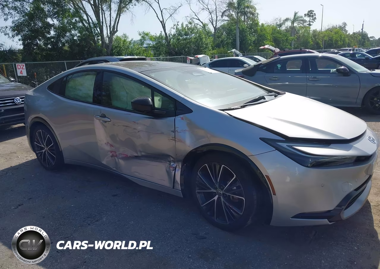 2024 Toyota Prius Xle VIN:JTDACAAU3R3019012 - 6