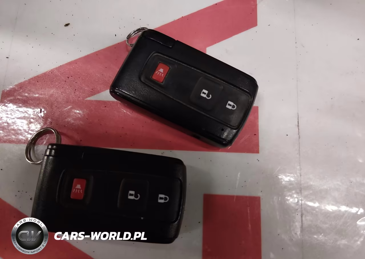 2008 Toyota Prius VIN:JTDKB20U683387570 - 11