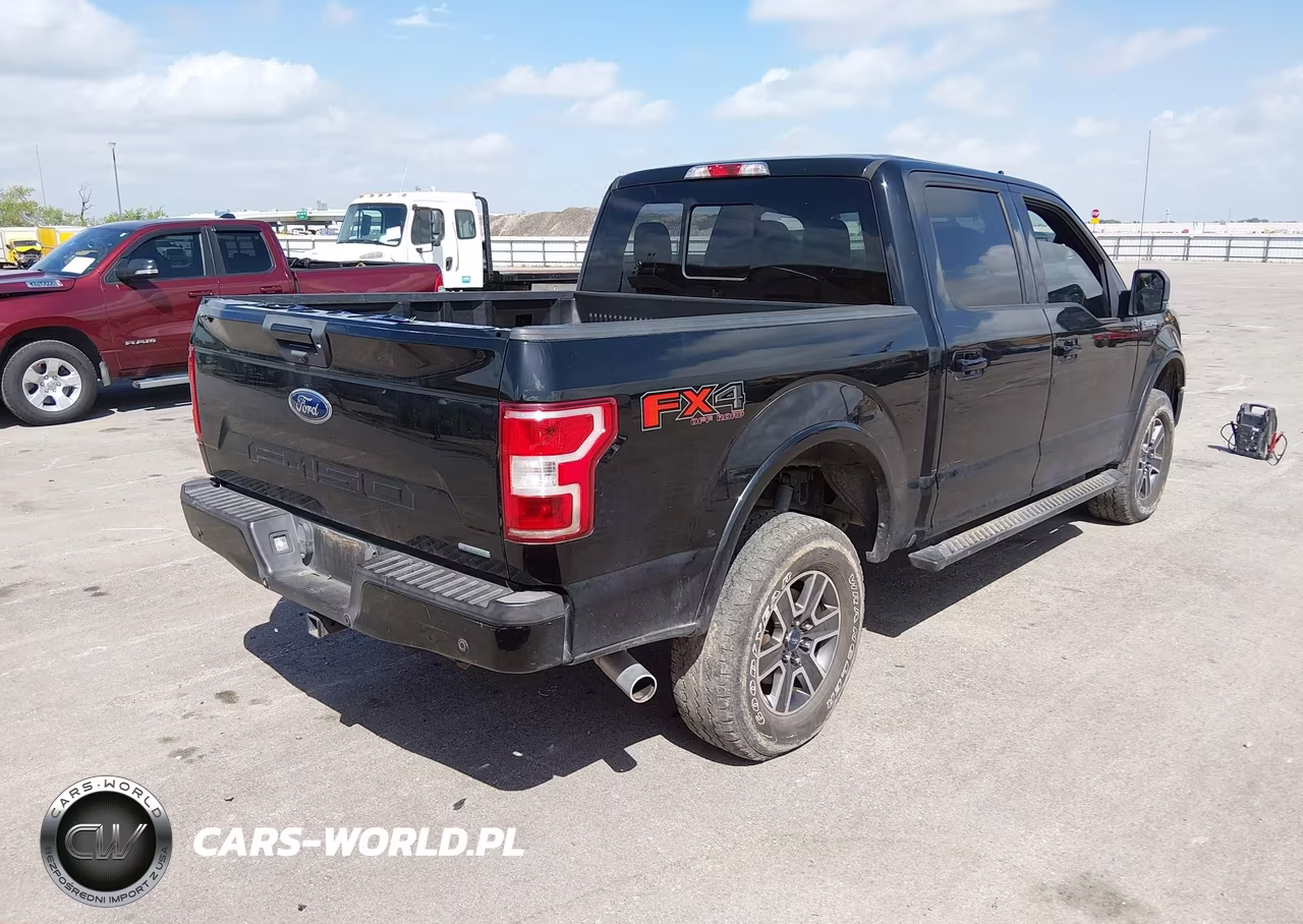 2018 Ford F-150 Xlt VIN:1FTEW1EG8JKC92468 - 4