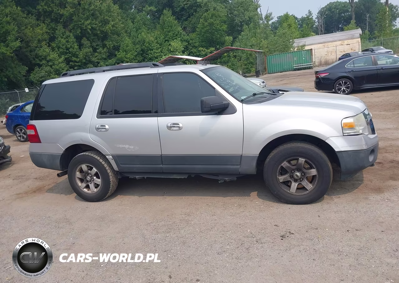 2011 Ford Expedition Xl VIN:1FMJU1G57BEF44786 - 14