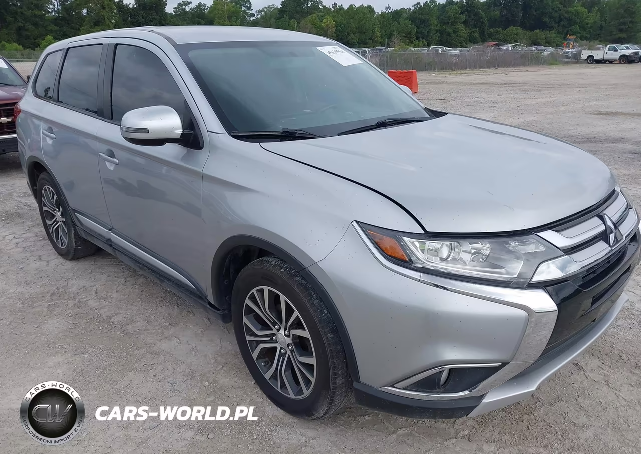 2016 Mitsubishi Outlander Se – zdjęcie 1 z 12